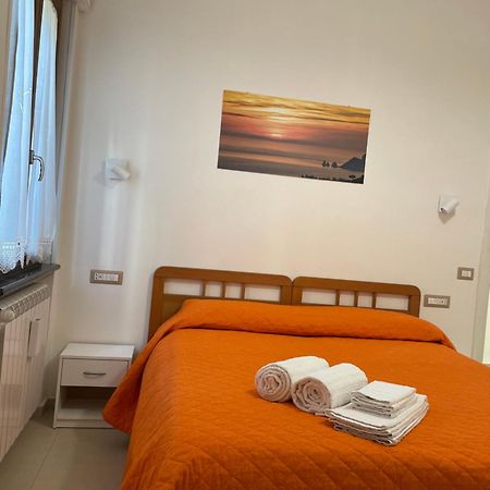 Casa Vacanze Casanova 아제롤라 외부 사진