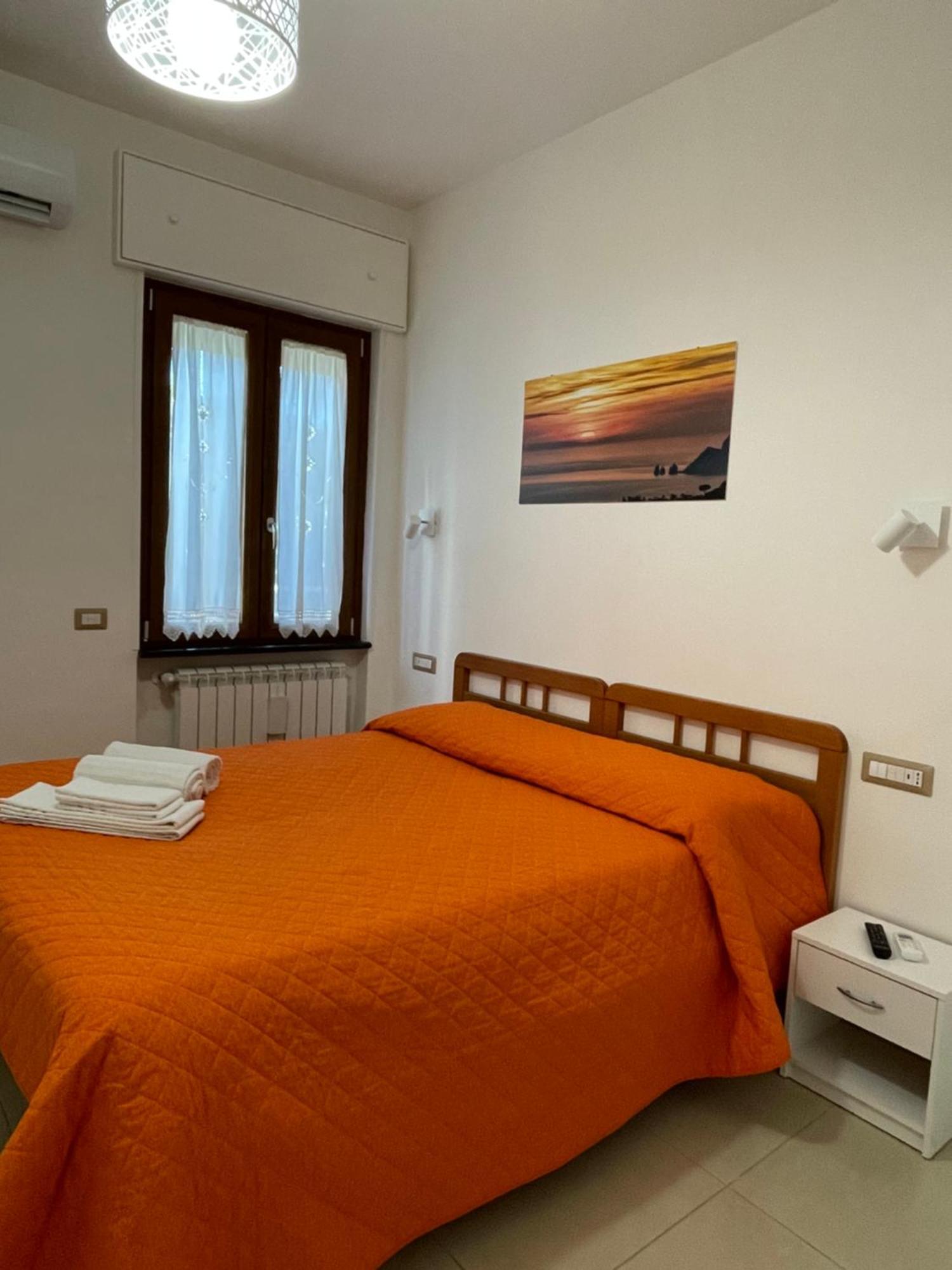 Casa Vacanze Casanova 아제롤라 외부 사진